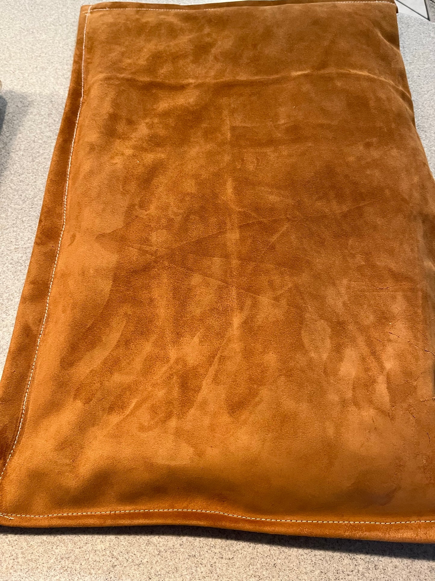 Hypoallergenic indestructible dog bed