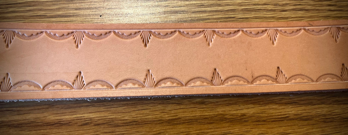 1 1/2 inch border belt
